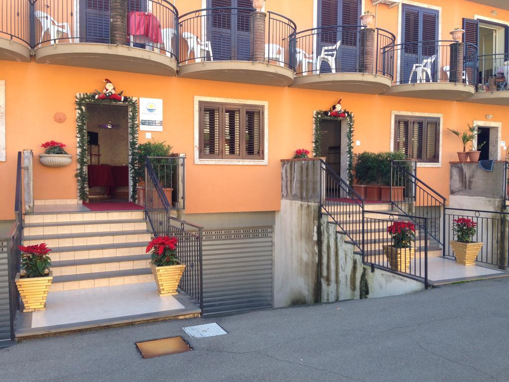 B&B La Stella Di Naxos Giardini Naxos Ngoại thất bức ảnh